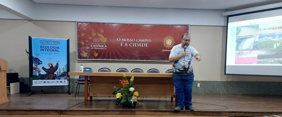 Seminário sobre Campanha da Fraternidade reúne pastorais sociais na Unicap