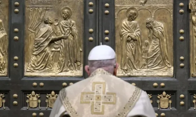 Jubileu 2025: aberta a Porta Santa da Basílica de Santa Maria Maior